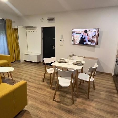 Mlr Appartement Timişoara Buitenkant foto