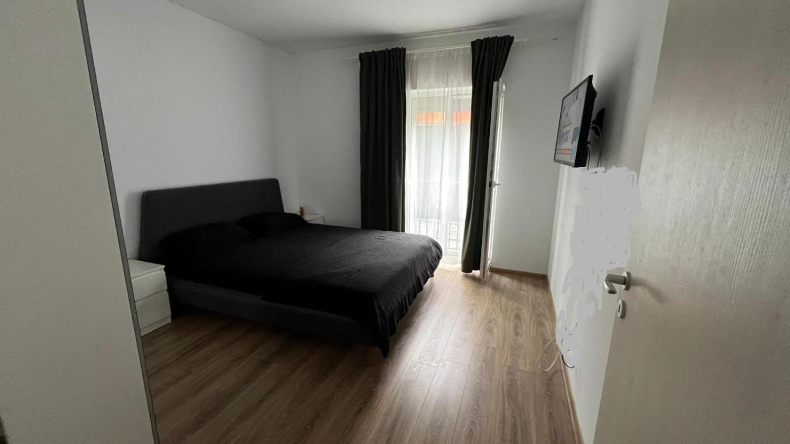 Mlr Appartement Timişoara Buitenkant foto